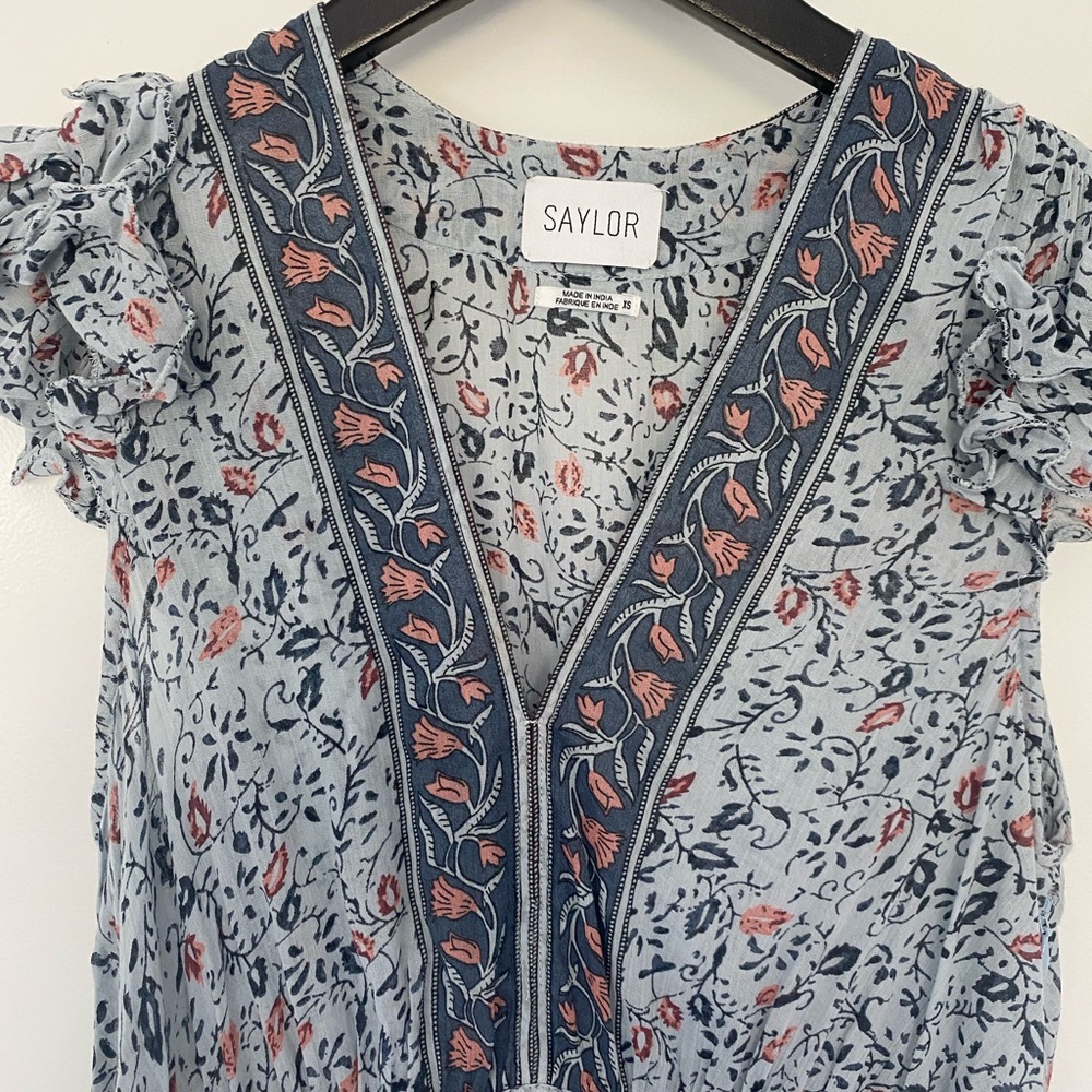 Saylor Maxi Dress! Excellent condition!